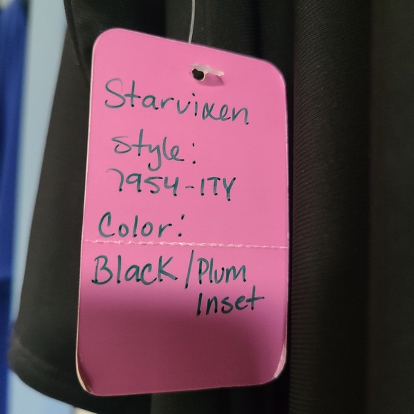 Star Vixen one piece black/plum top | Size medium - Picture 3 of 4